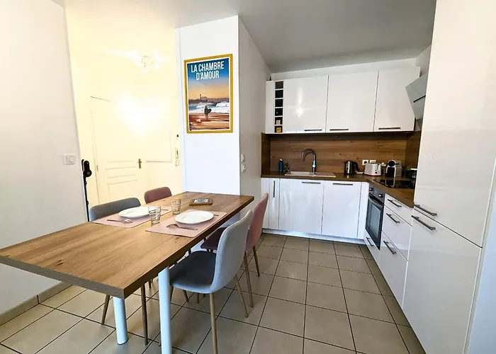 Le Paisible Yourhosthelper Бейонн